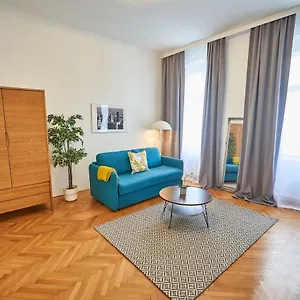 Renovated & Cozy - Close To Museumsquartier Vienne